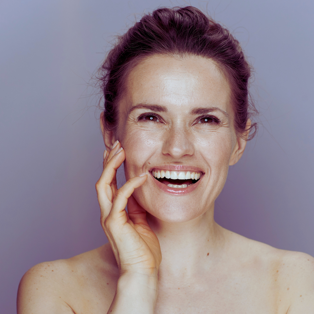 Beauté 100% naturelle grâce au traitement de laser Clarity II. Soins visage de rajeunissement, anti-ride, prévenir le vieillissement. 