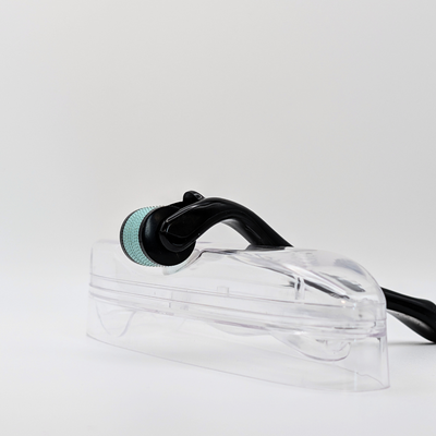 Roller Dermique pour le soin du visage et pour soin anti-chute ceheveux. 