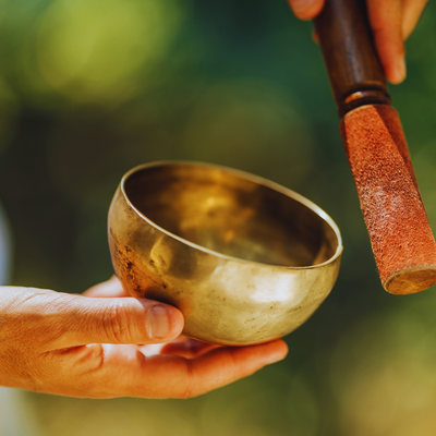 Soin pour la relaxation profonde avec la sonotherapie